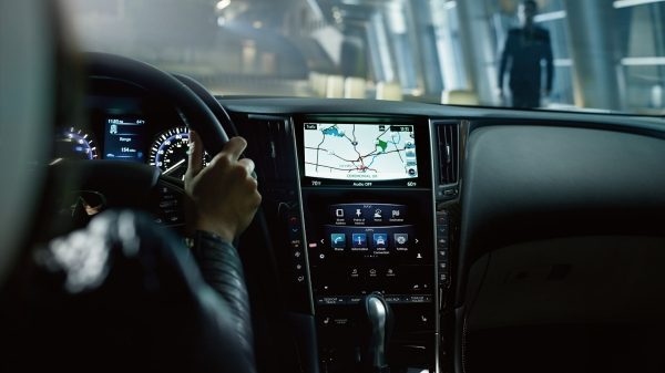 Driver Connectivity Infiniti Intouch System | INFINITI